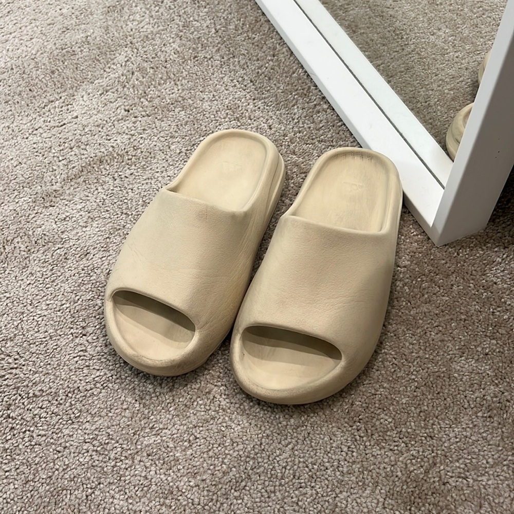 Women’s Yeezy slides
